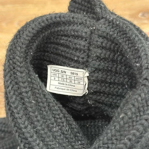 UGG Australia Black Classic Cardy Knit Boots - Size 9 - Picture 6 of 9